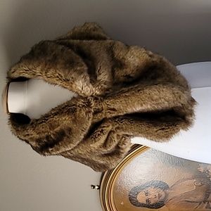 LANSHIFEI Beautiful Light Brown Soft Faux Fur Shawl Stole Wrap